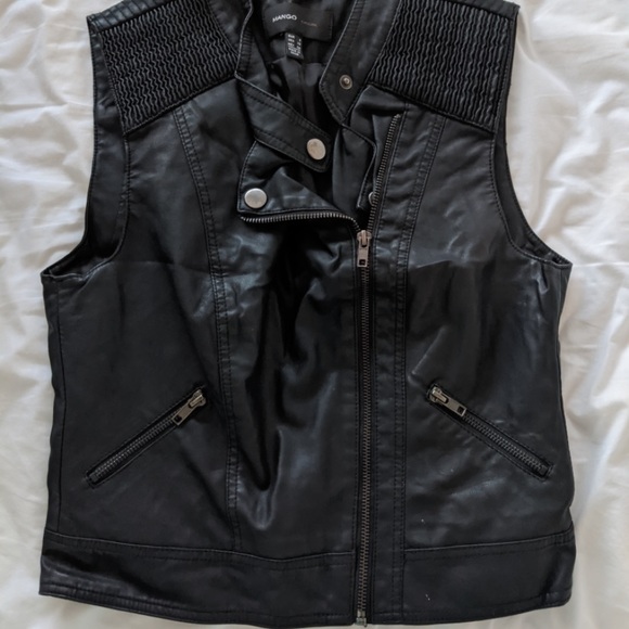 Vest - Picture 1 of 1